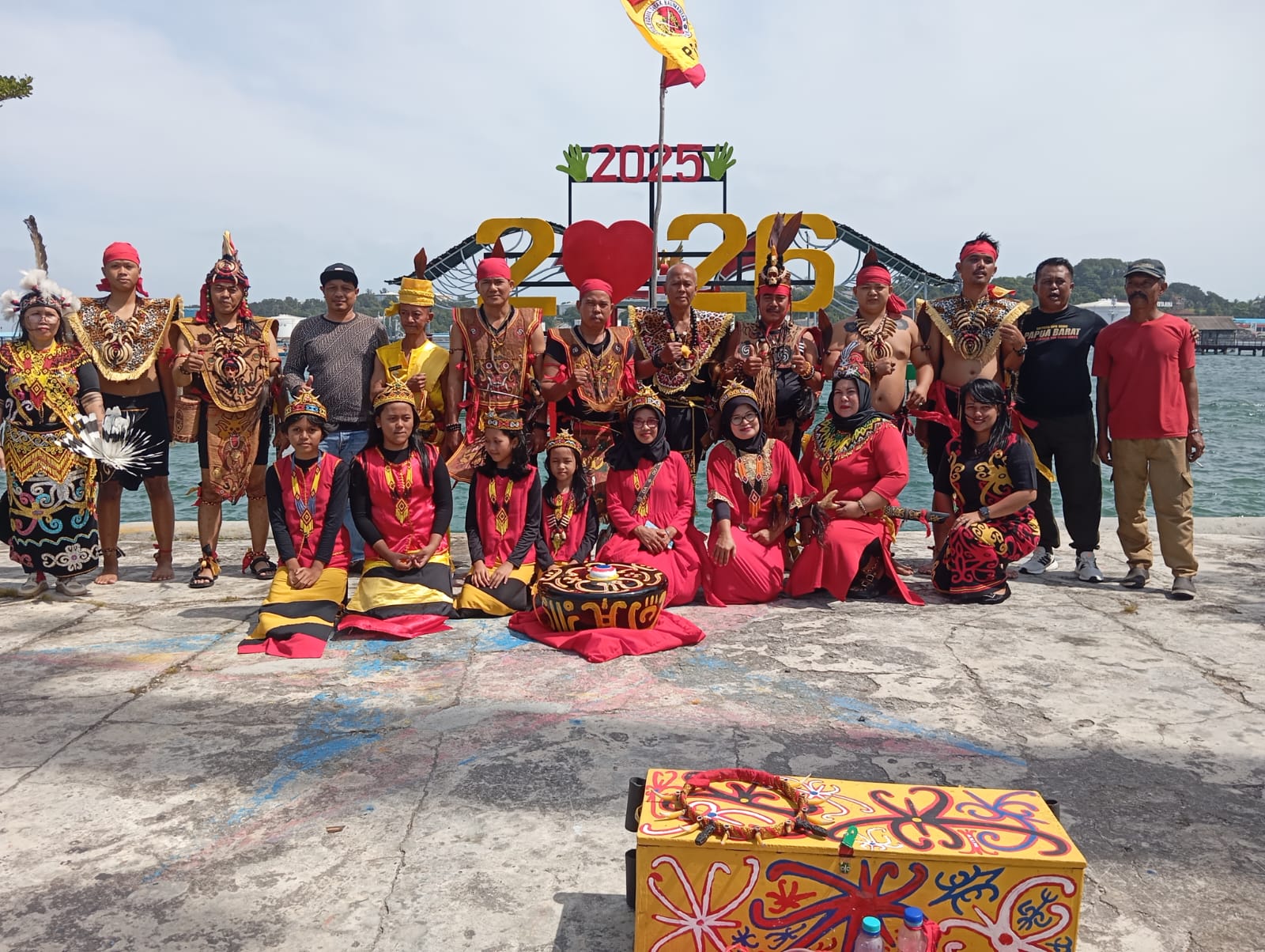 Foto Penerus budaya dayak kalimantan(PBDK)